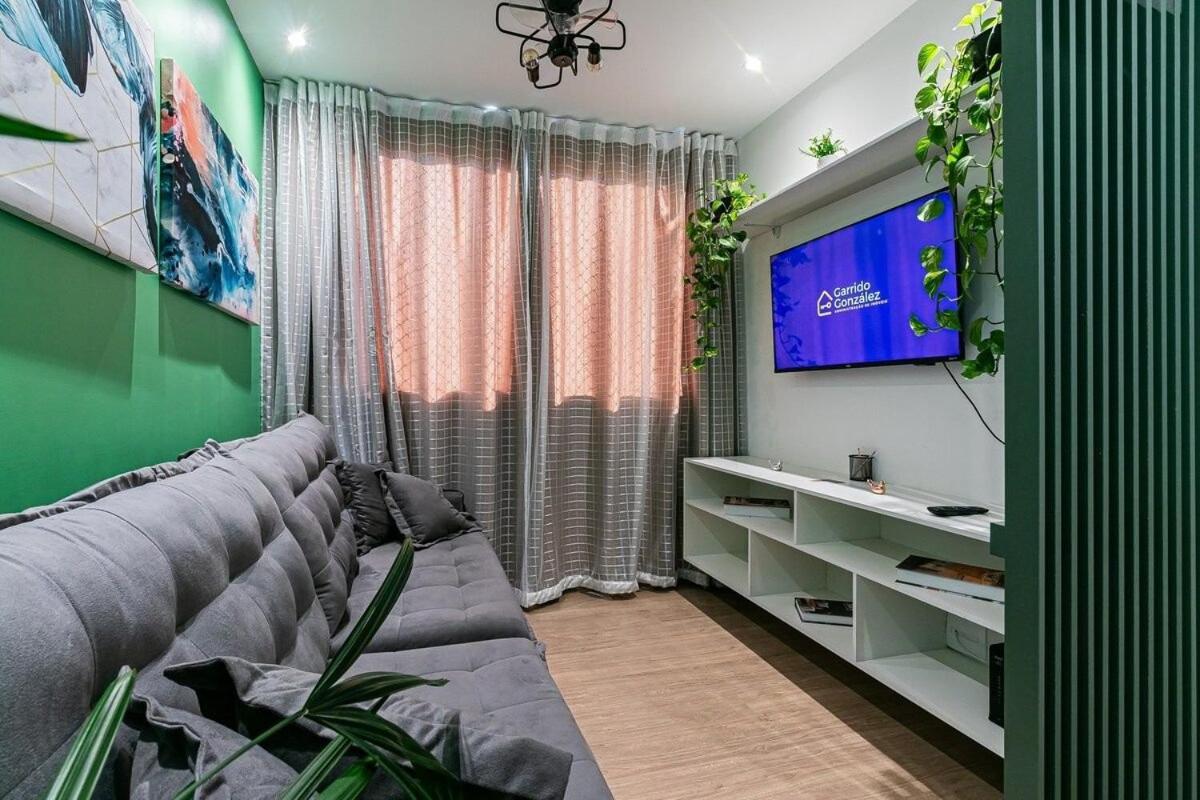 Espacoso I Apartamento Bras C/piscina/metro Bras São Paulo
